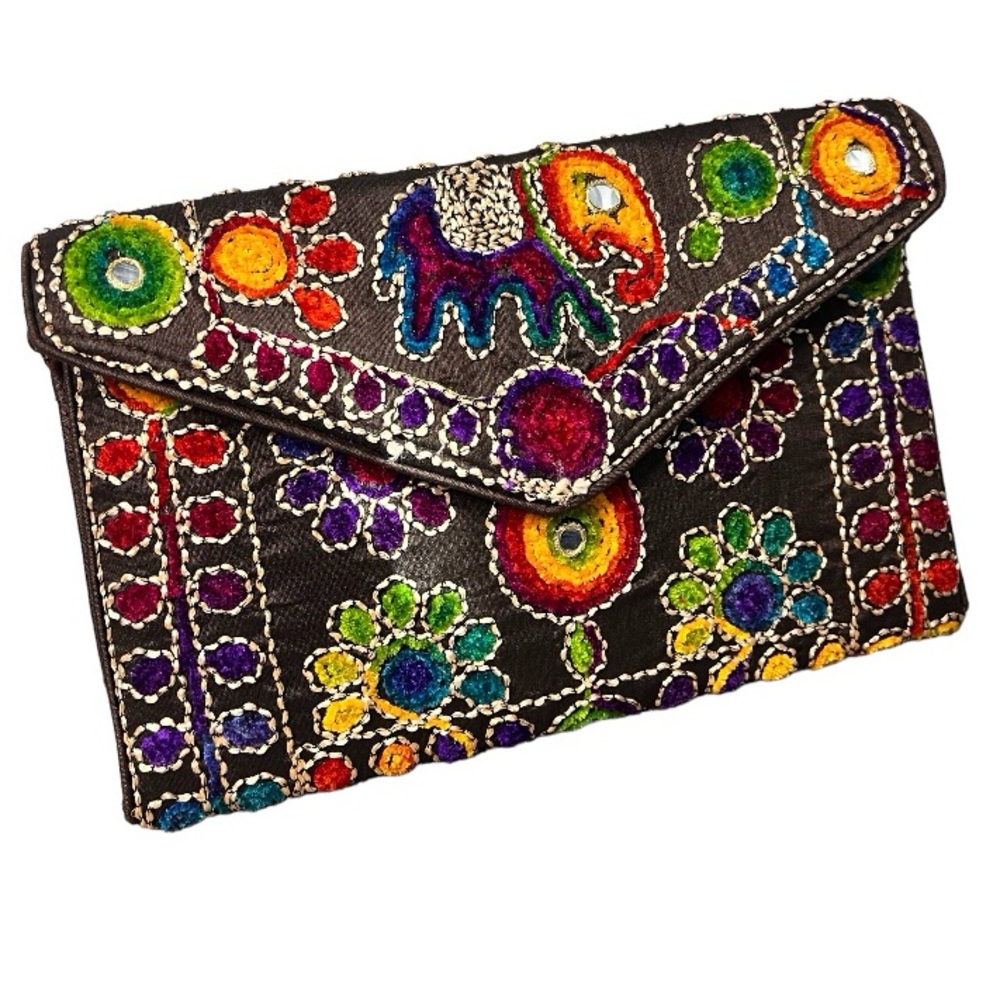 Women Banjara Clutch Bag In Rajasthani Style Magenatic Closure Clutch Pu… - Picture 3 of 8